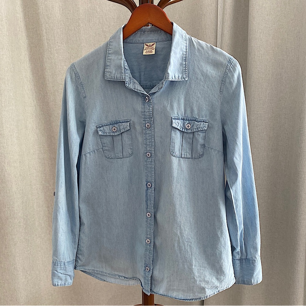FADED GLORY- Light Blue Button down Top